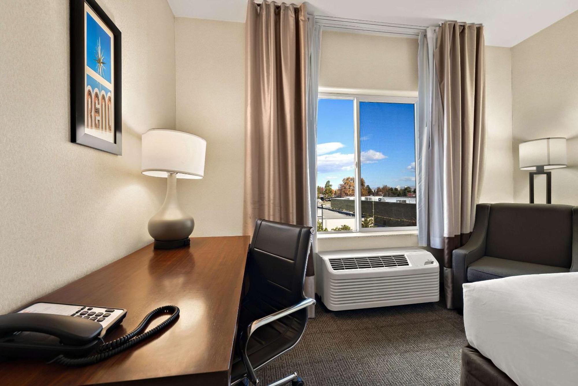 Comfort Inn&Suites Airport Centro de Convenciones Reno Exterior foto
